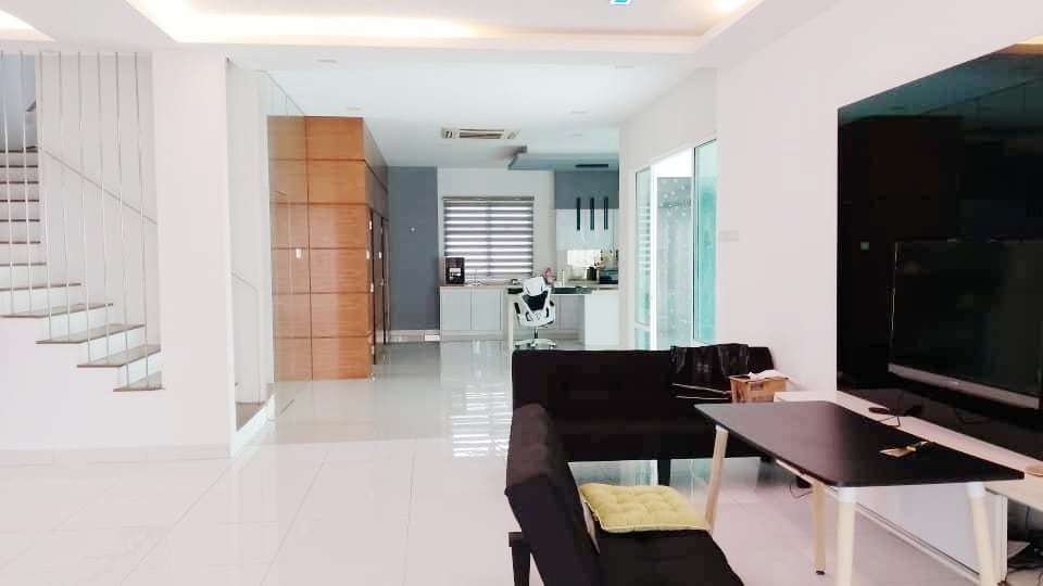 6071 3 Sty House Anjung Sari Setia Alam by Josephi