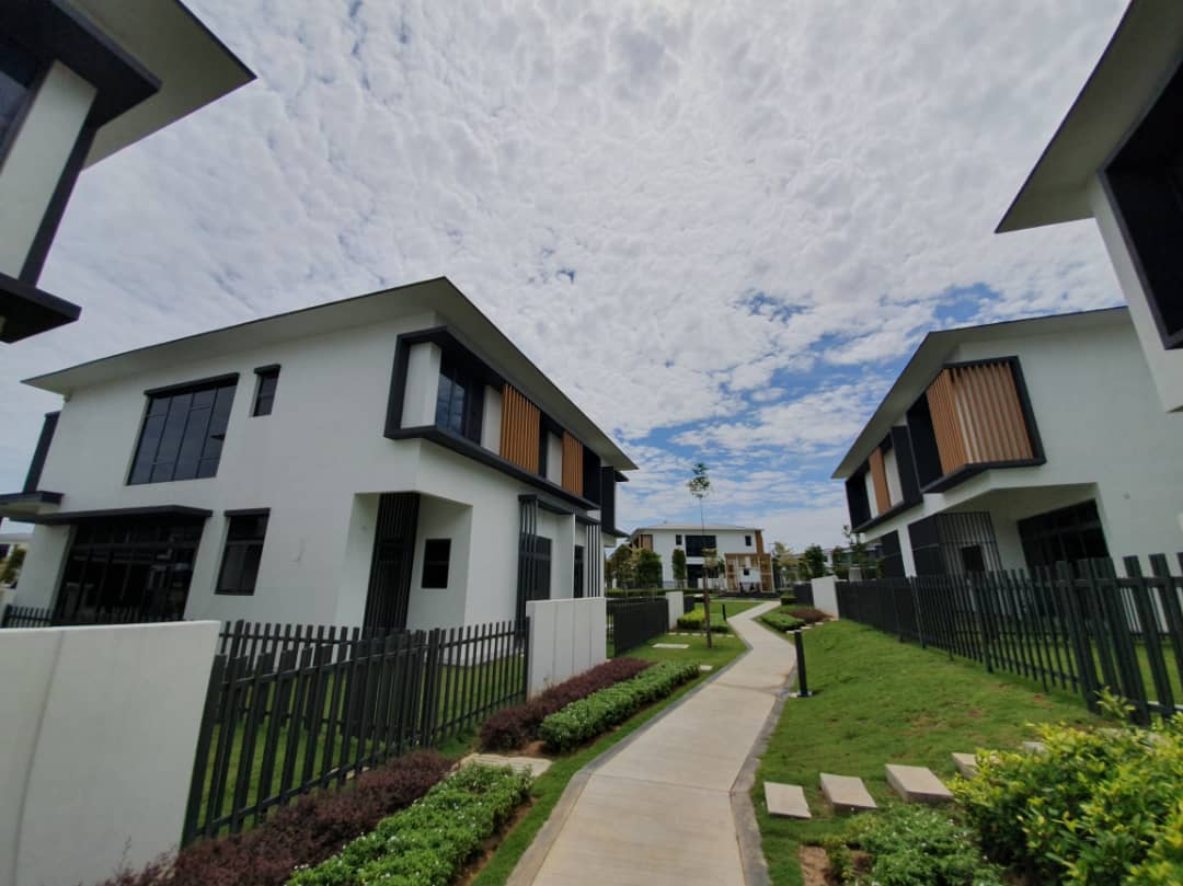 6077 Semi D House Eco Ardence by Josephine - photo 7