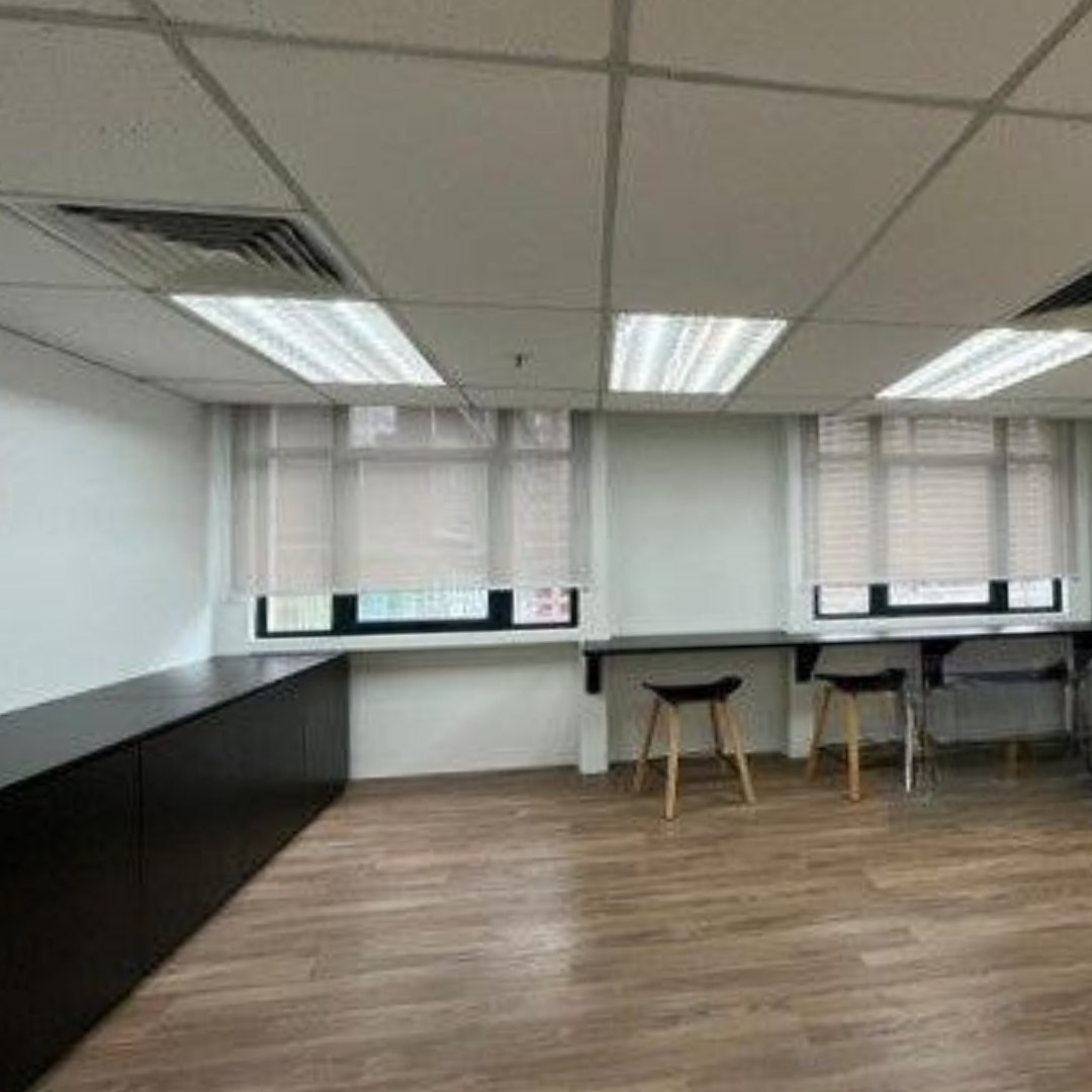 KL City Fully Fitted office UOA Centre, - photo 3