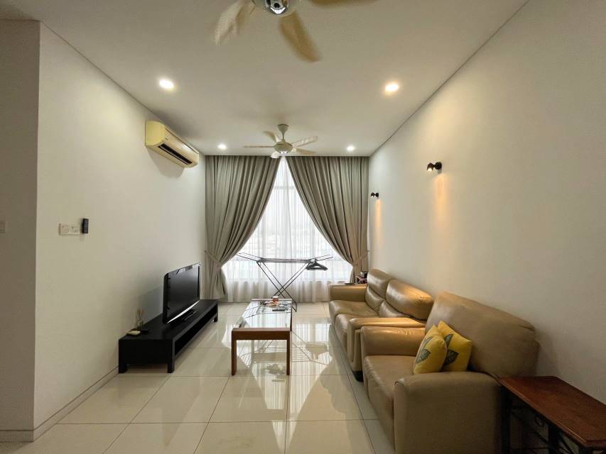 6246 2604 Temasya Kasih Condo Shah Alam by Jose
