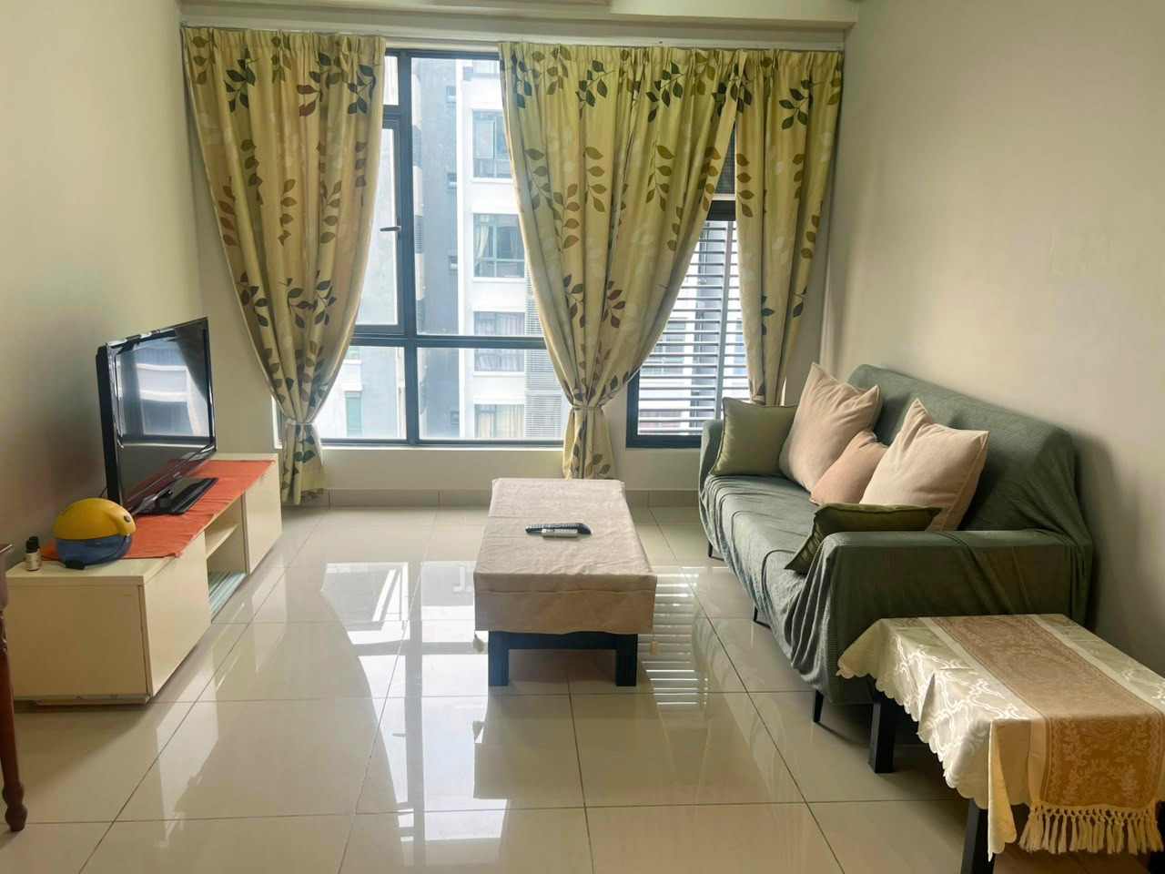 6505 2609 Utropolis Suites 1 Glenmarie b Josephine