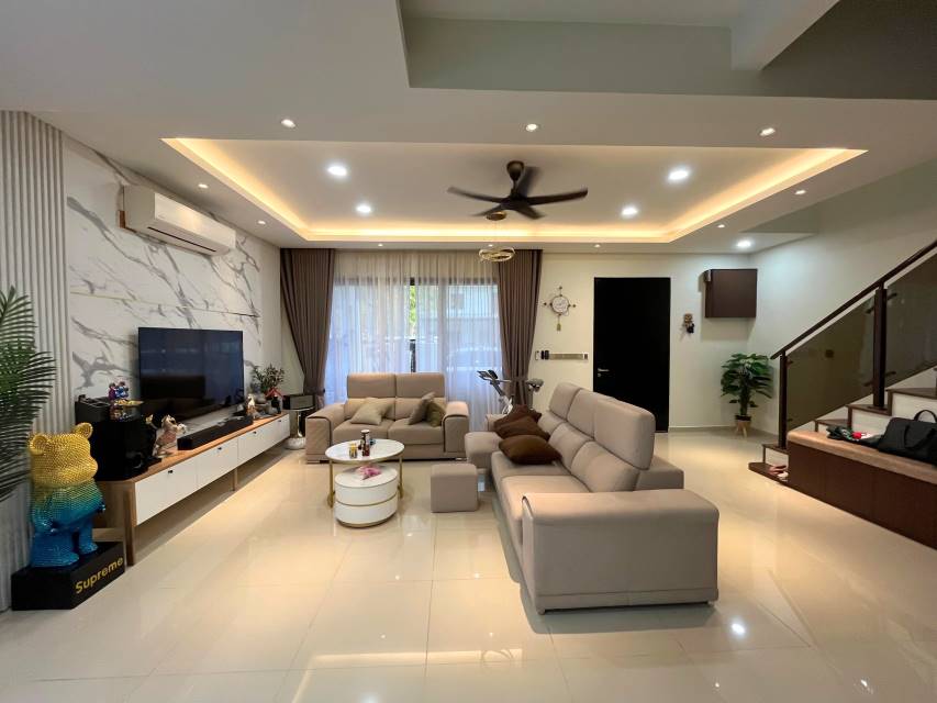 6514 2610 Ken Rimba Legian House by Josephine