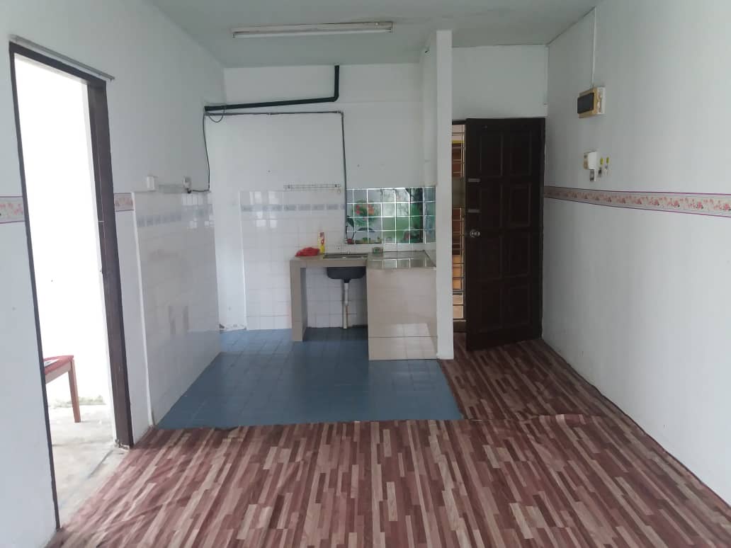 Pangsapuri Palahwan, Batu 9,Cheras