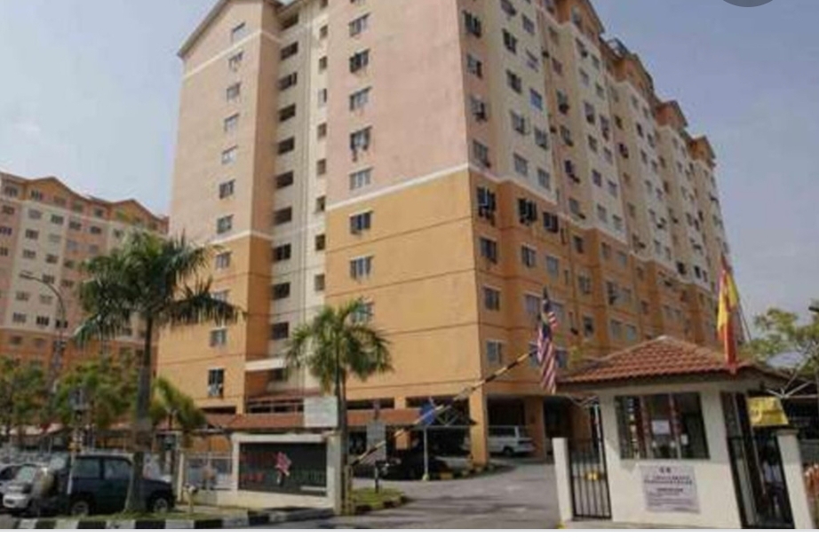 Kantan Court, Tmn Bkt Serdang, Bkt Serdang - photo 1