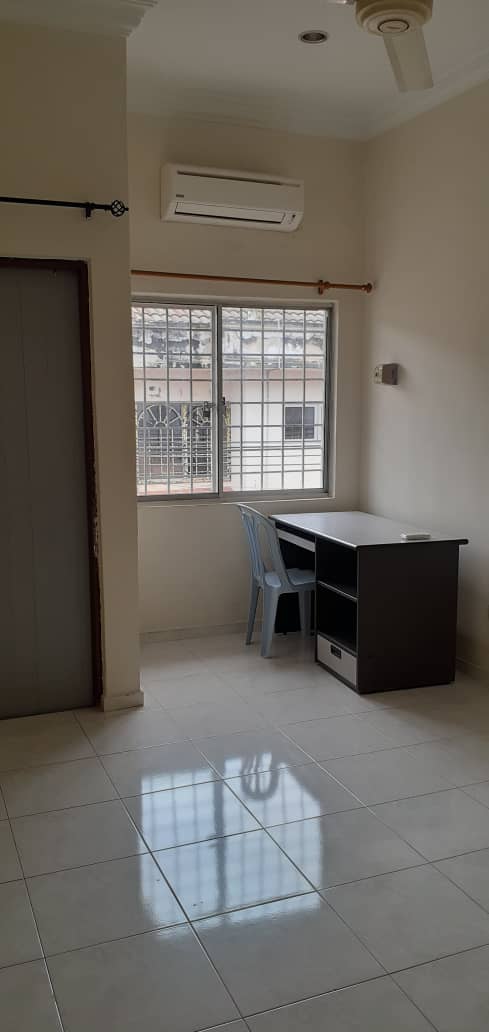 Double Storey, Jln SL 7, Bandar Sungai Long - photo 2
