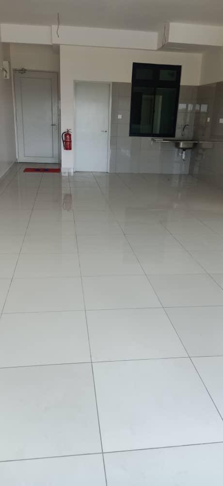 Lake Vista Residence, Persiaran Tun Hussein Onn - photo 4