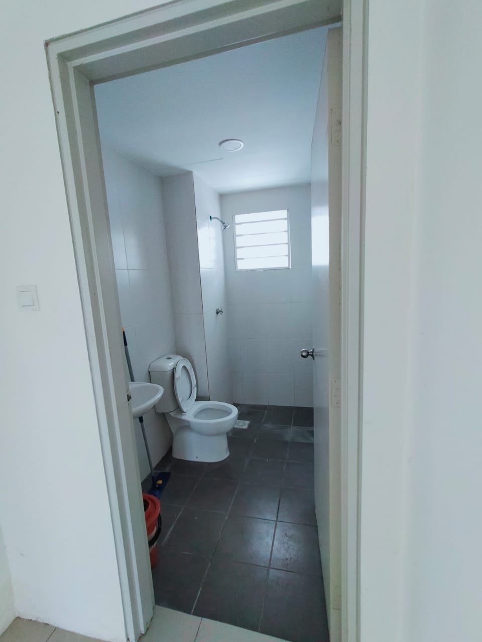 Imperial Residence, Jln Mas Utama, Tmn Sri Aman, - photo 4