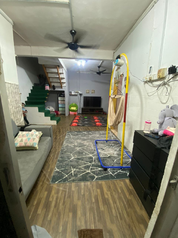 Rumah Dua Tingkat Kos Rendah Perkampungan Cenderawasih Kuantan - photo 2