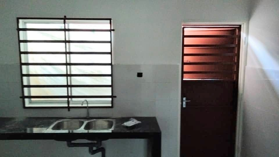 Teres Dua Tingkat Seri Mahkota Jaya, Batu 11, Jalan Gambang, Kuantan  - photo 8