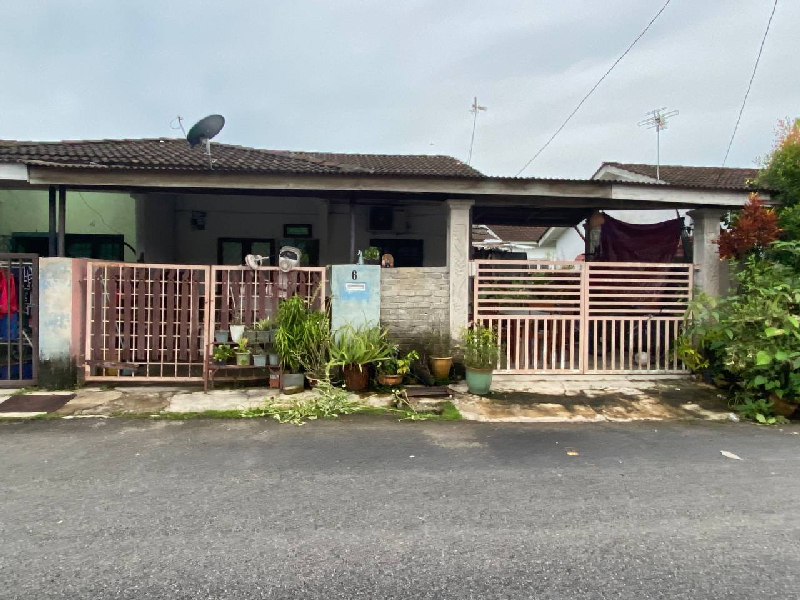 Semi-D Setingkat Kos Rendah Taman Seriku Kuantan