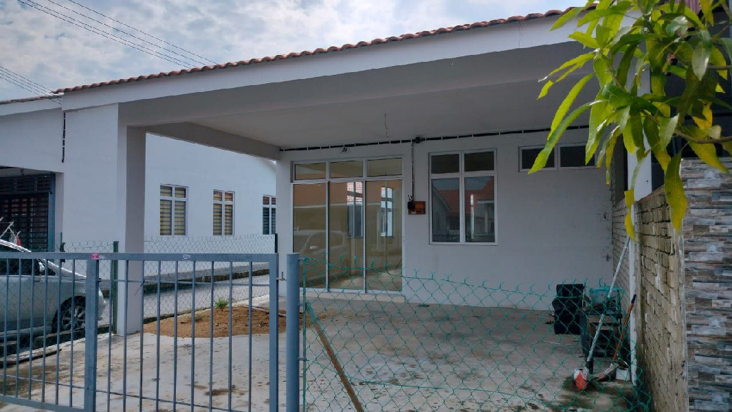 (End lot) Teres Setingkat Inderapura Jaya, Kuantan - photo 2