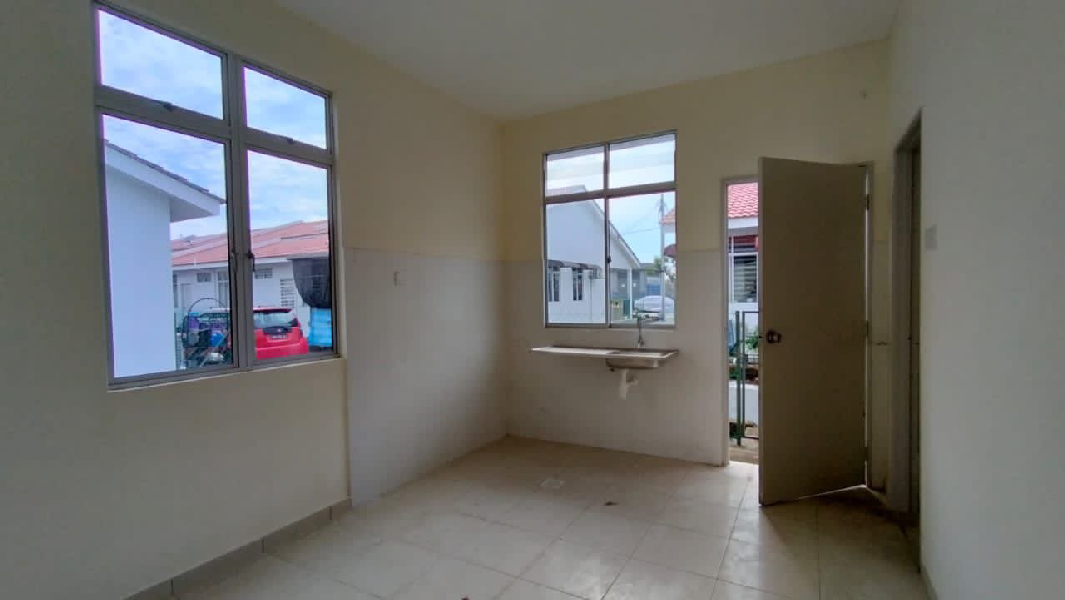 (End lot) Teres Setingkat Inderapura Jaya, Kuantan - photo 6