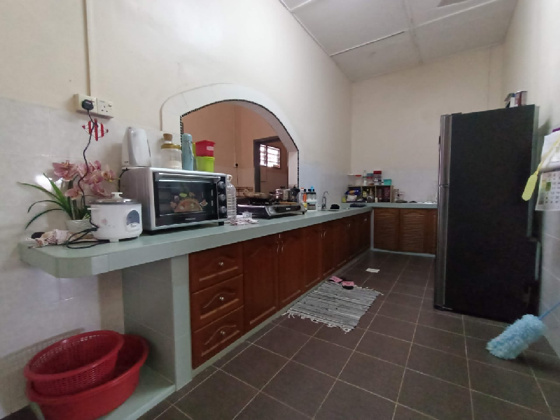 Teres Satu Tingkat Jalan Bendera Bendahara, Taman Mahkota, Mentakab - photo 7