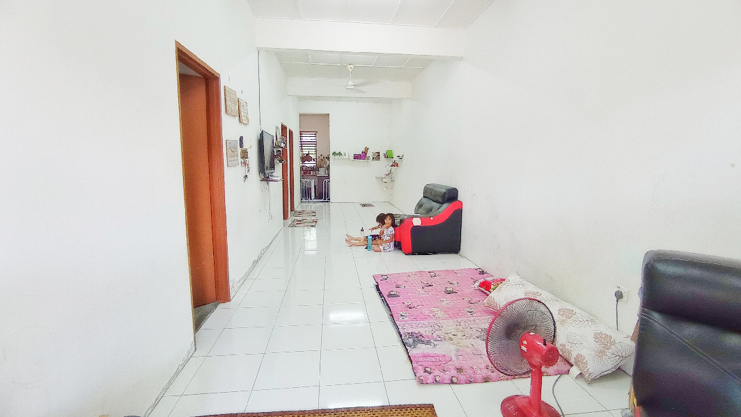 Teres Setingkat Taman Pandan Aman 1, Kuantan - photo 2