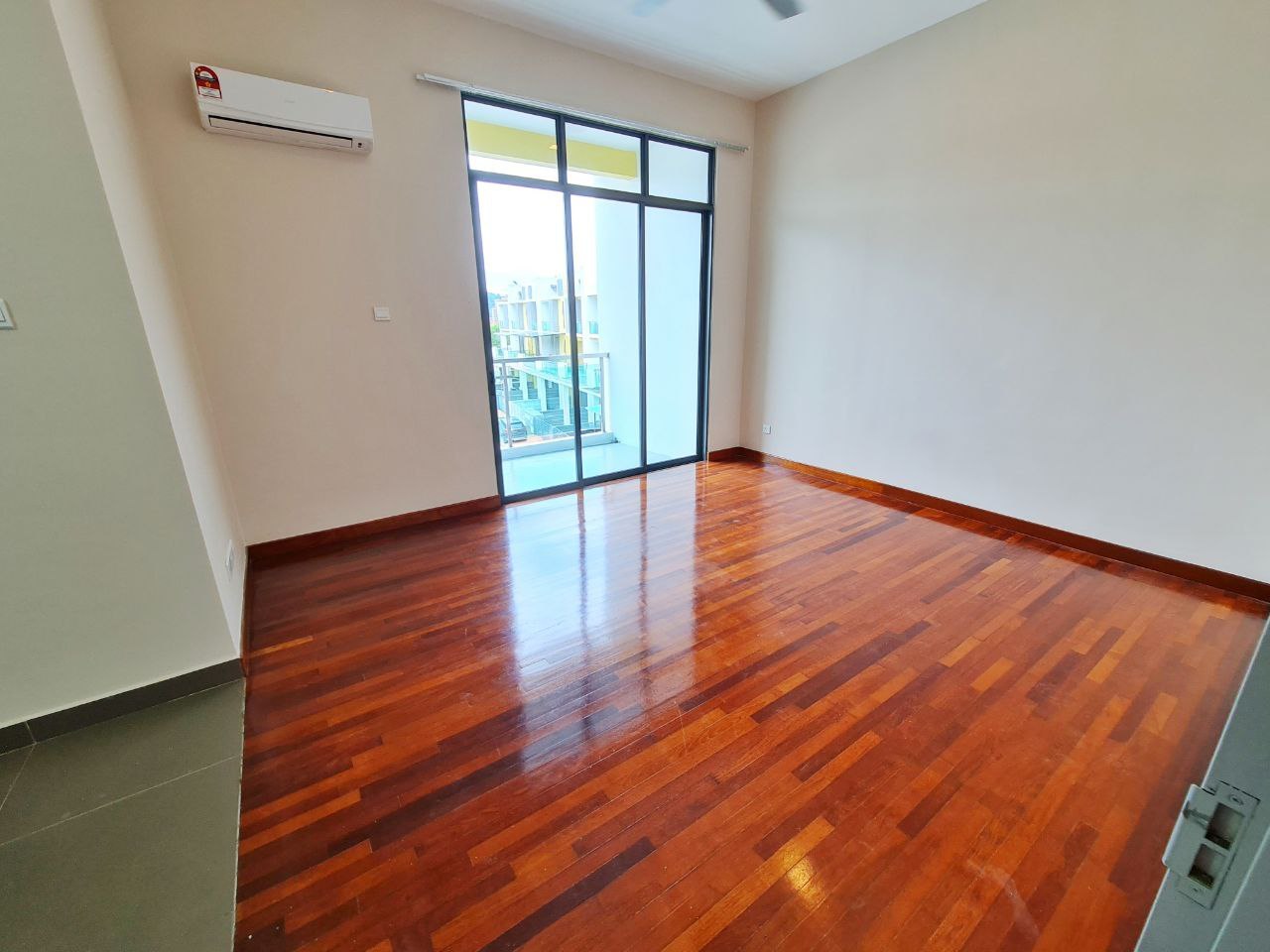 Taman Ukay Tropika, Ampang Jaya - photo 3