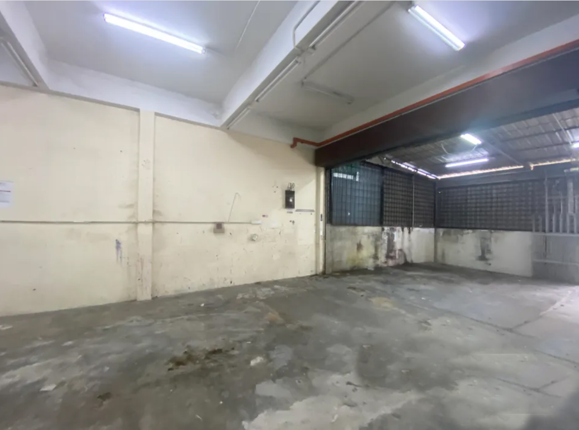 Serdang Raya Corner 6480sf RENT 12000 - photo 4