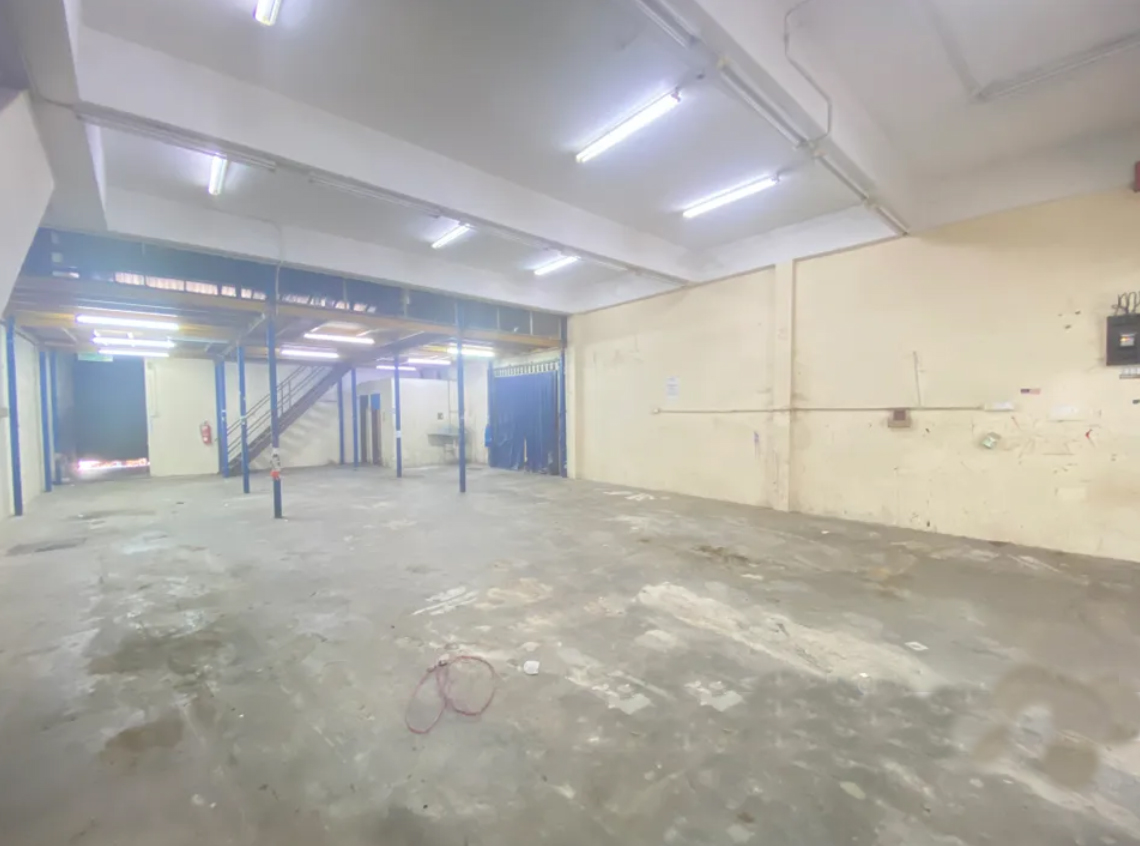 Serdang Raya Corner 6480sf RENT 12000 - photo 5