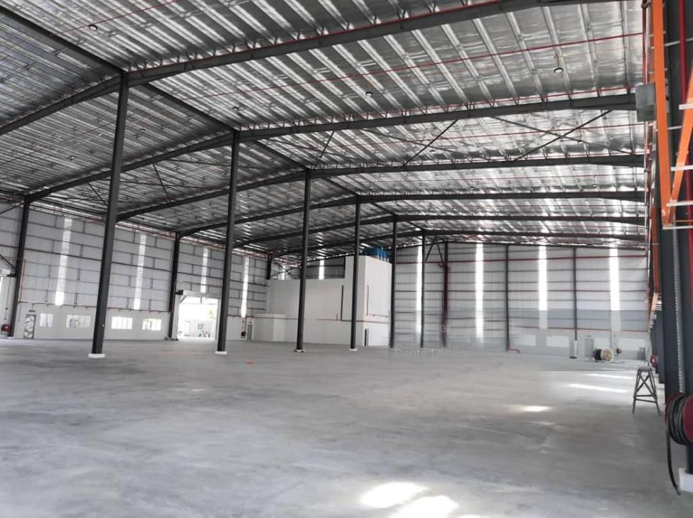 TIAJ PUNCAK ALAM 40,000SF RENT rm68000