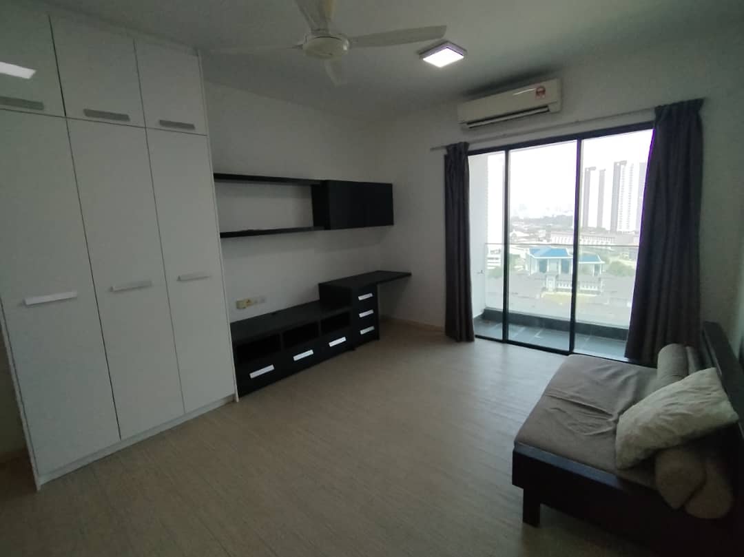 The Grand Studio Unit w 1CP For Sale By Wind - photo 4