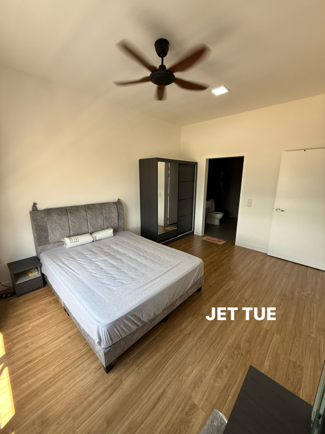 Fully Furnished Tuai Residence Setia Alam Klang - photo 2