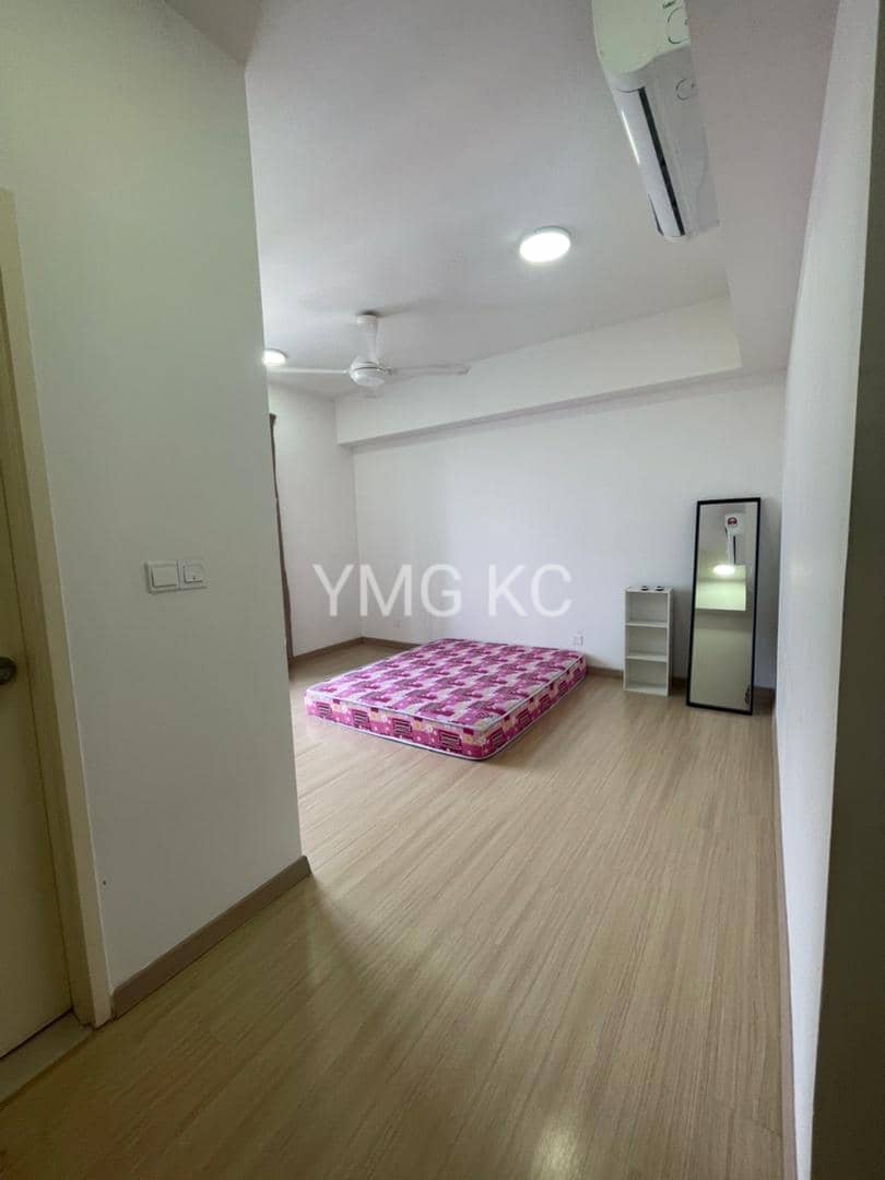 Partial furnished 867 sqft Gravit 8 Kota Bayuemas - photo 2