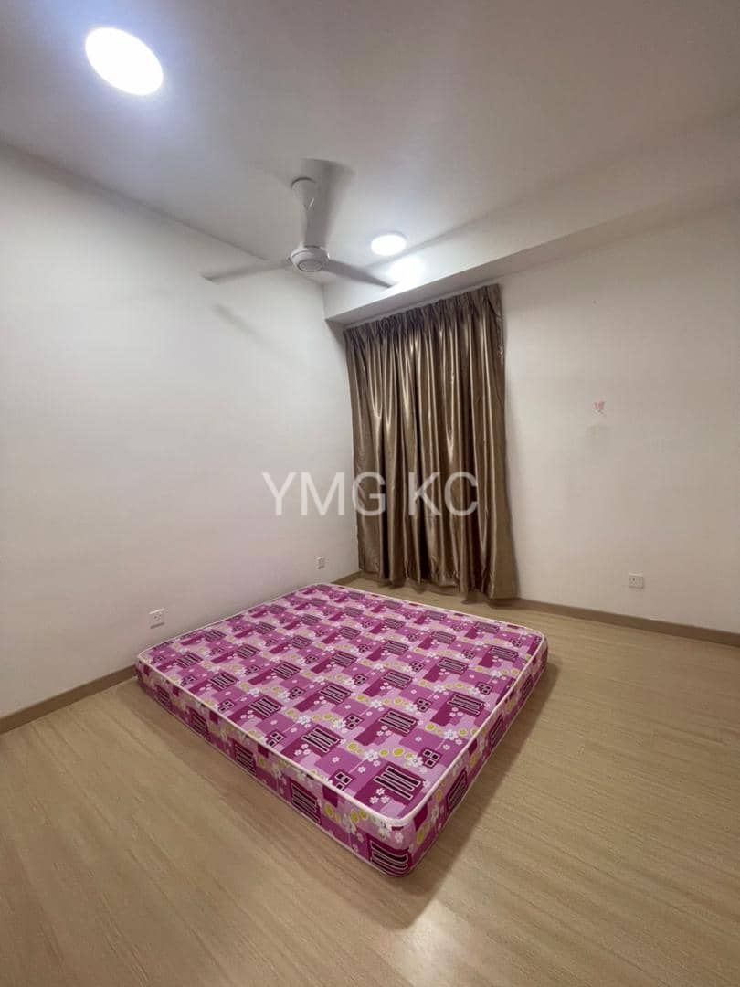 Partial furnished 867 sqft Gravit 8 Kota Bayuemas - photo 5