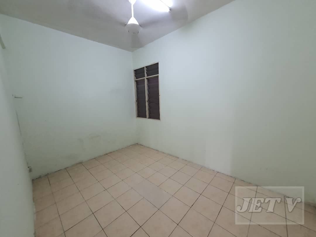 with lift Apartment Impian Sentosa Klang - photo 7