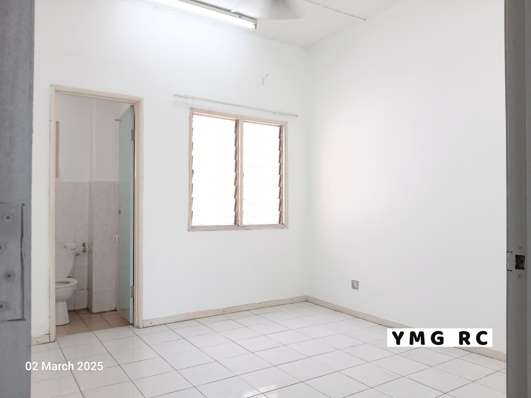 Double storey corner unit Bukit Tinggi Klang - photo 10