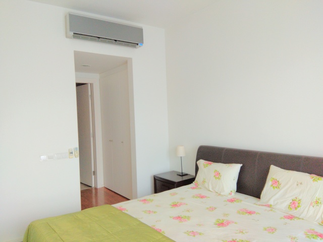 HAMPSHIRE PLACE KLCC 2 BEDROOM UNIT HIGH FLOOR - photo 4