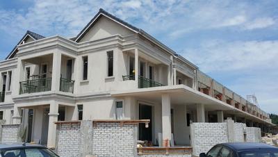 ECO MAJESTIC 2 STOREY GOUSE FOR RENT - photo 3