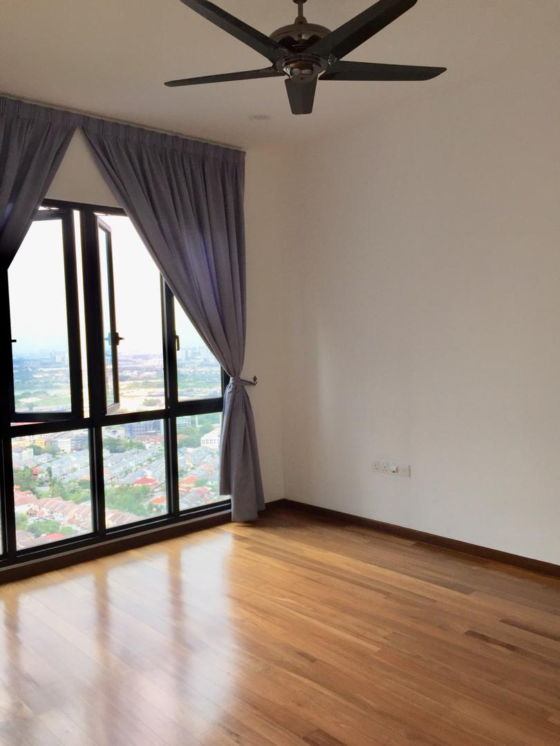 Sky Condominium - photo 8