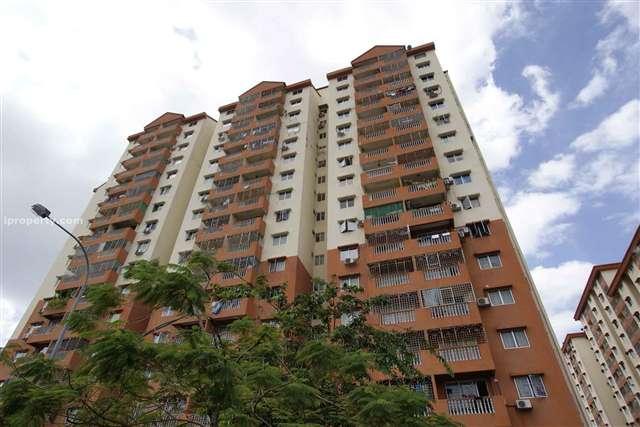 Sri Raya Apartments