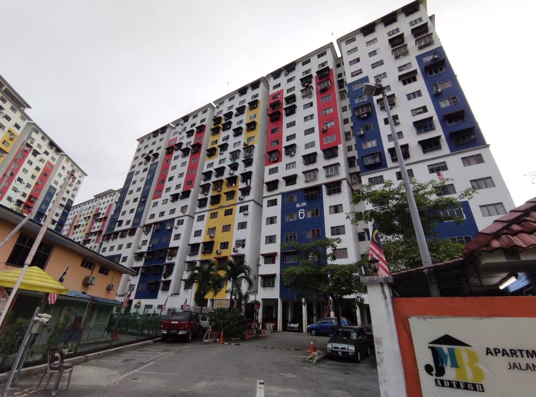 Cantik Apartment Desa Tasik Fasa 1A kl - photo 2