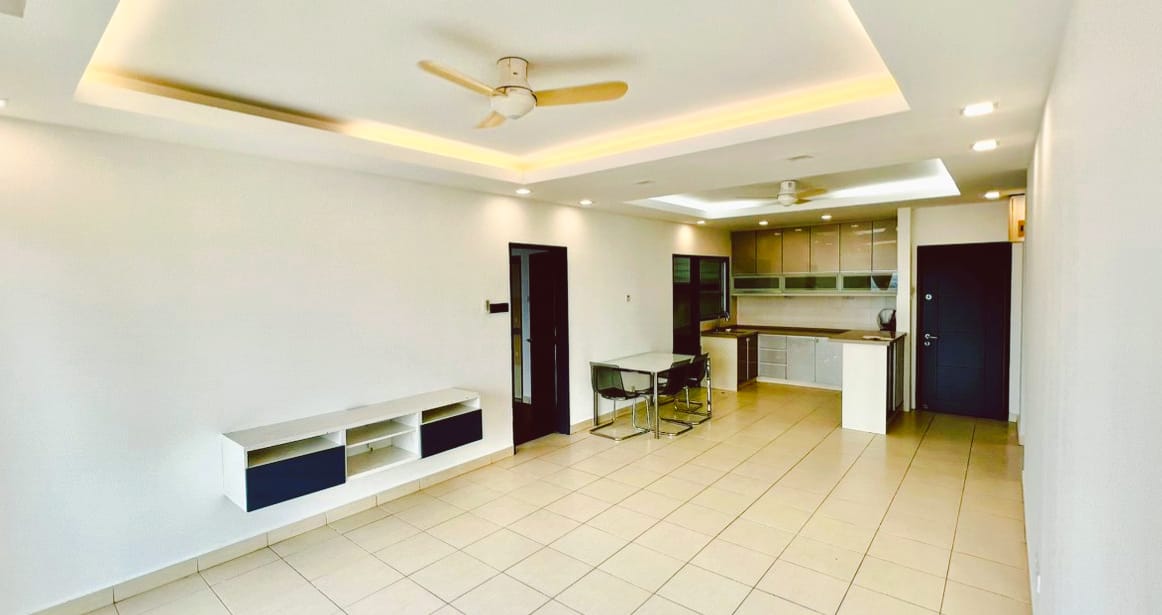 Huge Corner Condominium Platinum Lake Pv12 Setapak - photo 4