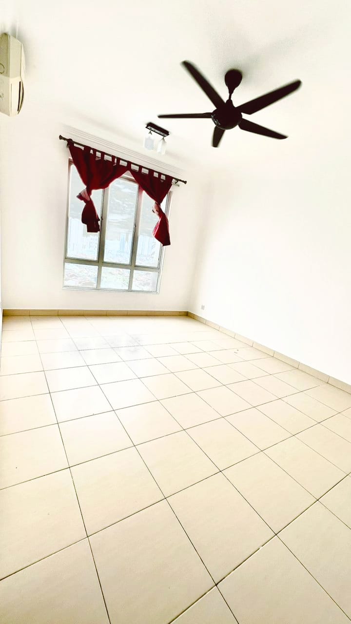 Huge Corner Condominium Platinum Lake Pv12 Setapak - photo 9