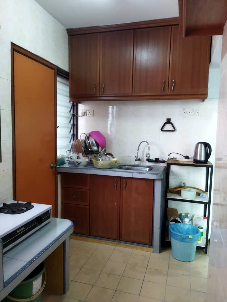 Anggerik apartment Jalan Besar Serdang Lama - photo 8