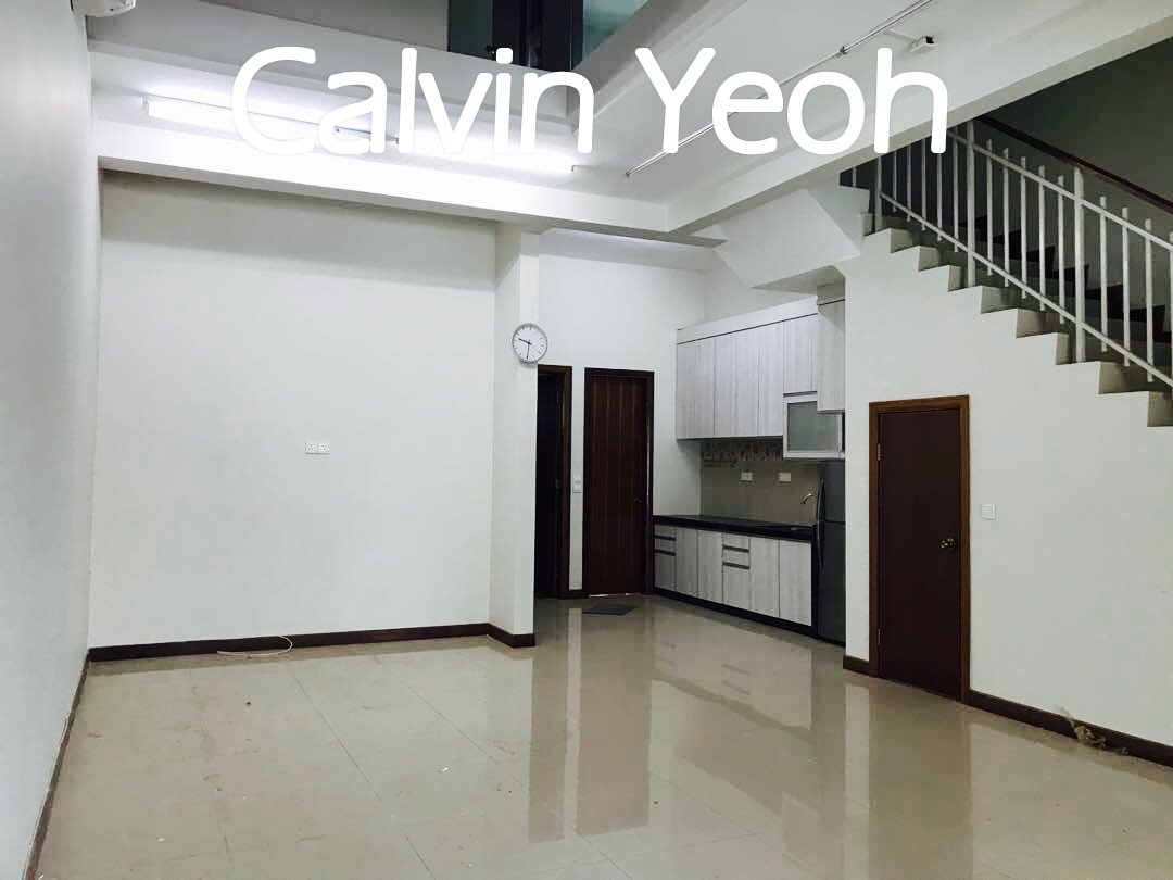 Bukit Dumbar Residence , 3 Storey Terrace - photo 2