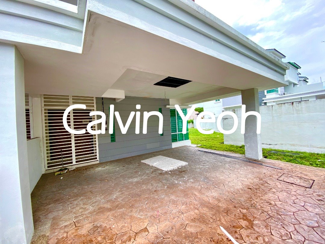 3 Storey Semi D at Persiaran Minden