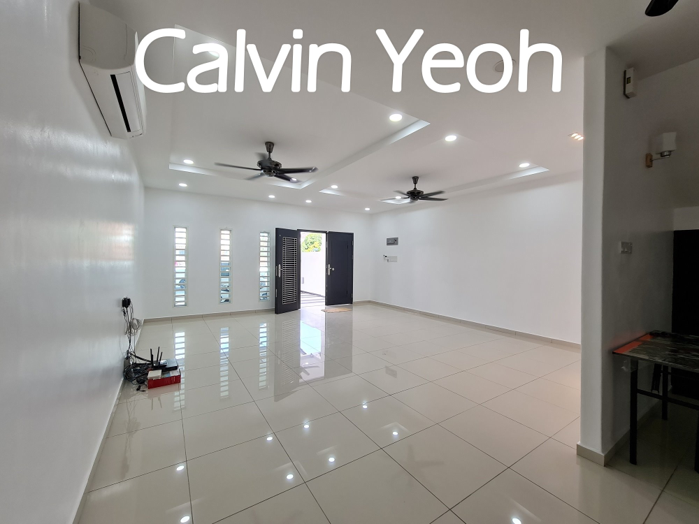 2 Storey Terrace , Pantai Jerjak - photo 1