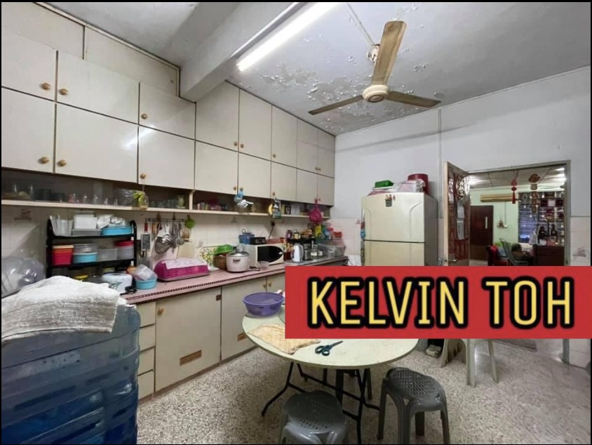 2 STY TERRACE LA 1400SF AYER ITAM LUMBA KUDA - photo 2