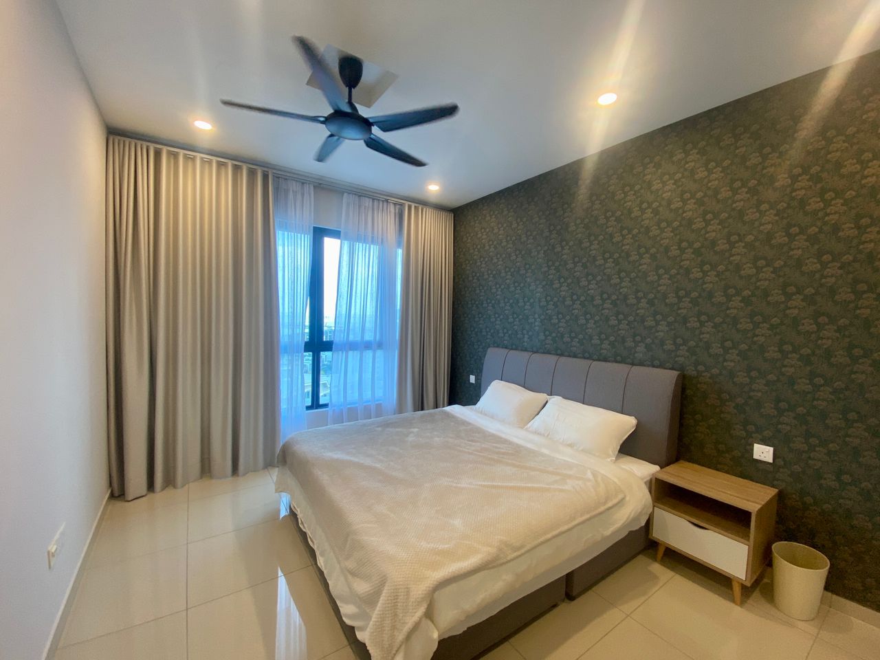 WATERSIDE RESIDENCE - photo 4