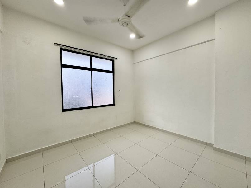 MEDAN RIA FULLY RENOVATED WELL MAINTAIN - photo 2