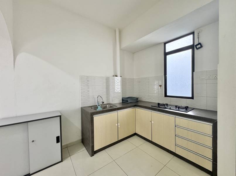 MEDAN RIA FULLY RENOVATED WELL MAINTAIN - photo 4