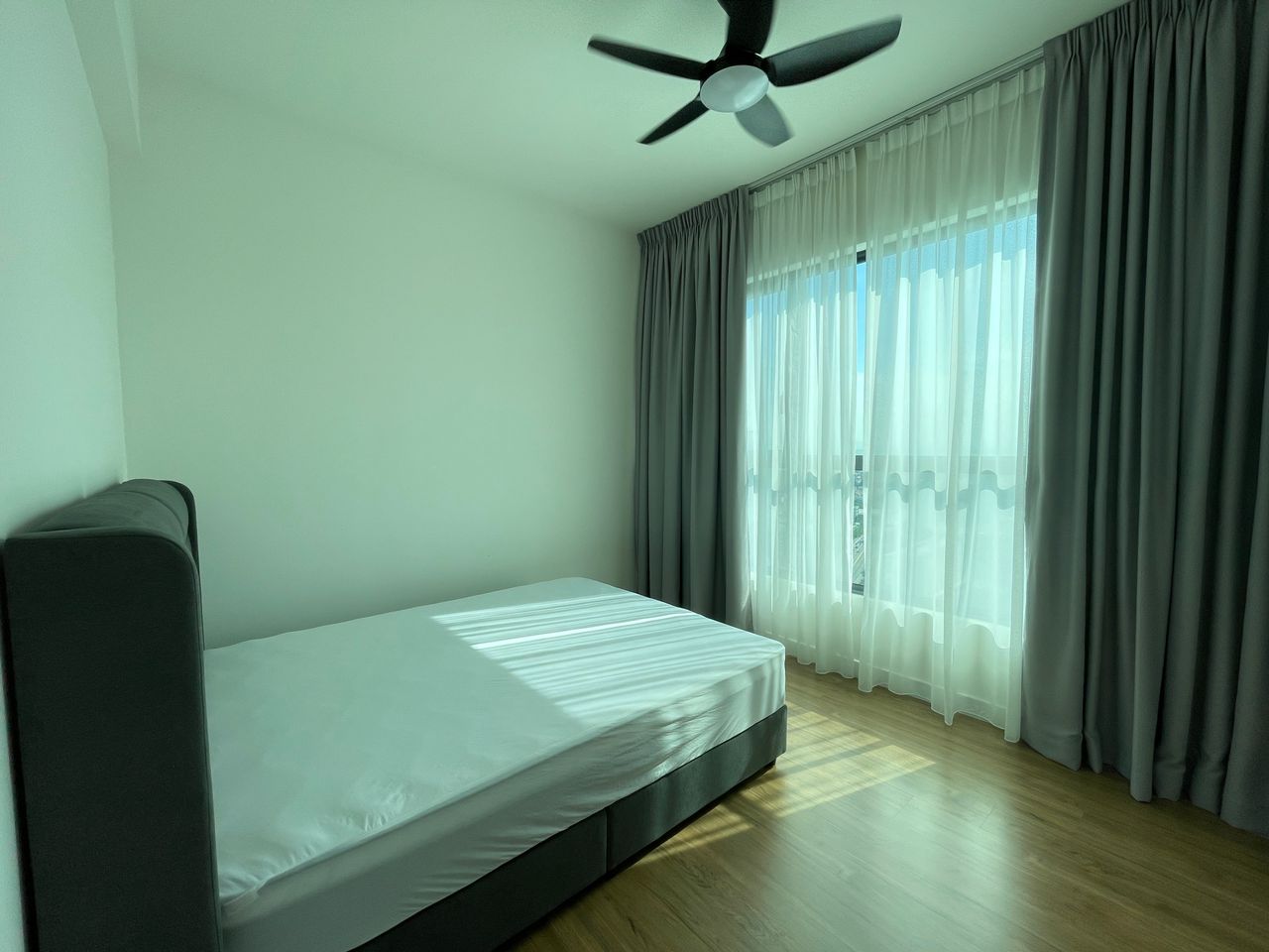 3 RESIDENCE - photo 10