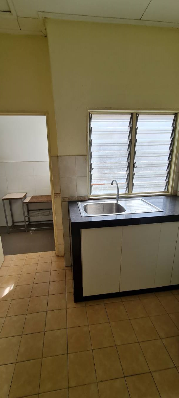 FREEHOLD Merak Apartment Bandar Kinrara - photo 5