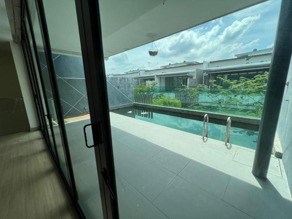 Reflexion Pool Villa, Bandar Nusaputra Timur - photo 6