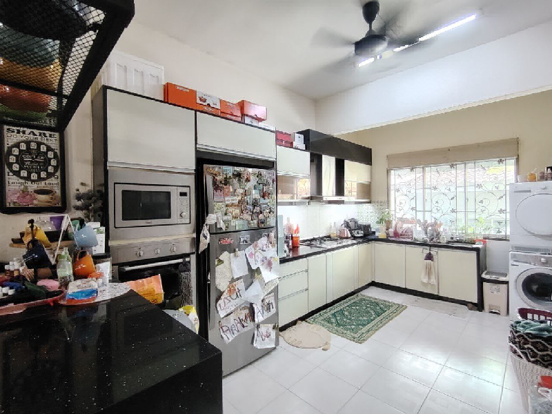 Double Storey Superlink Suria Tropika Seri Kembangan , Selangor, Serdang - photo 6