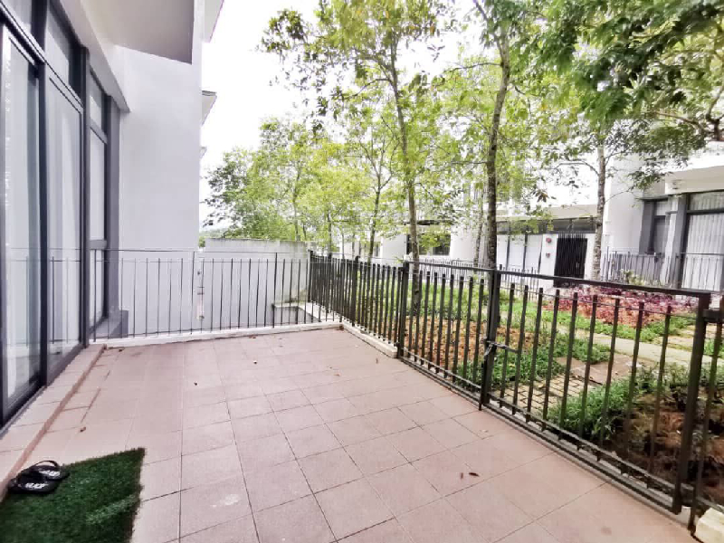 3 Storey Courtyard Villa, 16 Quartz - photo 2