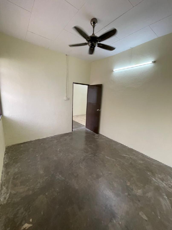 TAMAN SRI RAMBAI 1-STOREY SEMI D - photo 2