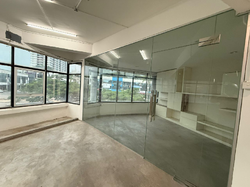 KAWASAN 1st FLOOR SHOPLOT PERNIAGAAN SUNGAI RAMBAI  - photo 4